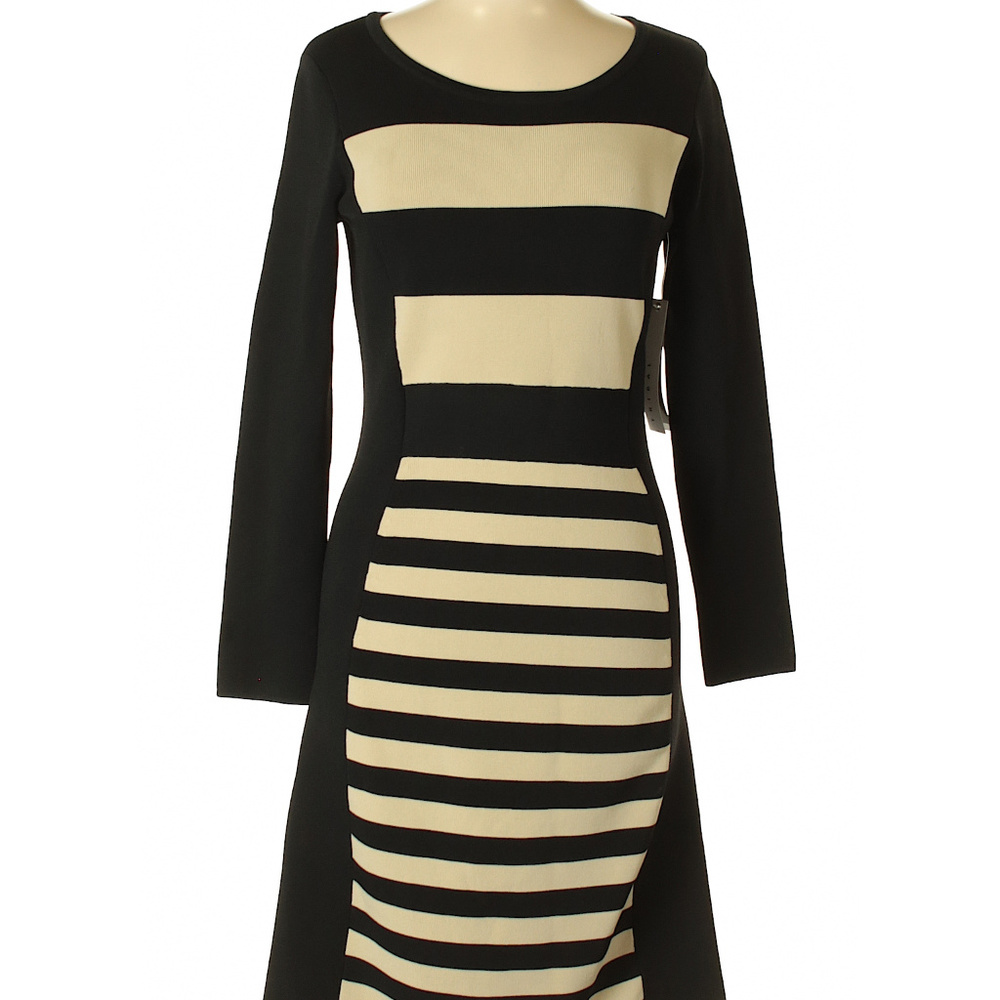 Tribal Brand Dress Striped Tiered 3/4 Sleeve, Larg